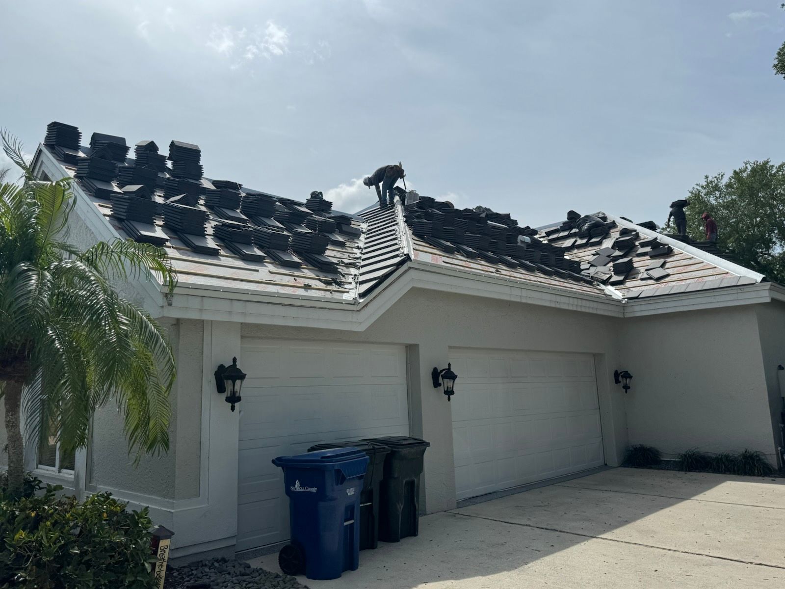 Shingle Roof Replacement in Sarasota: project photos (4 of 6)